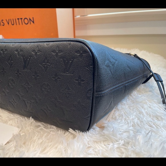 LOUIS VUITTON NEVERFULL MM EMBOSSED EMPREINTE LEATHER - Picture 4 of 7